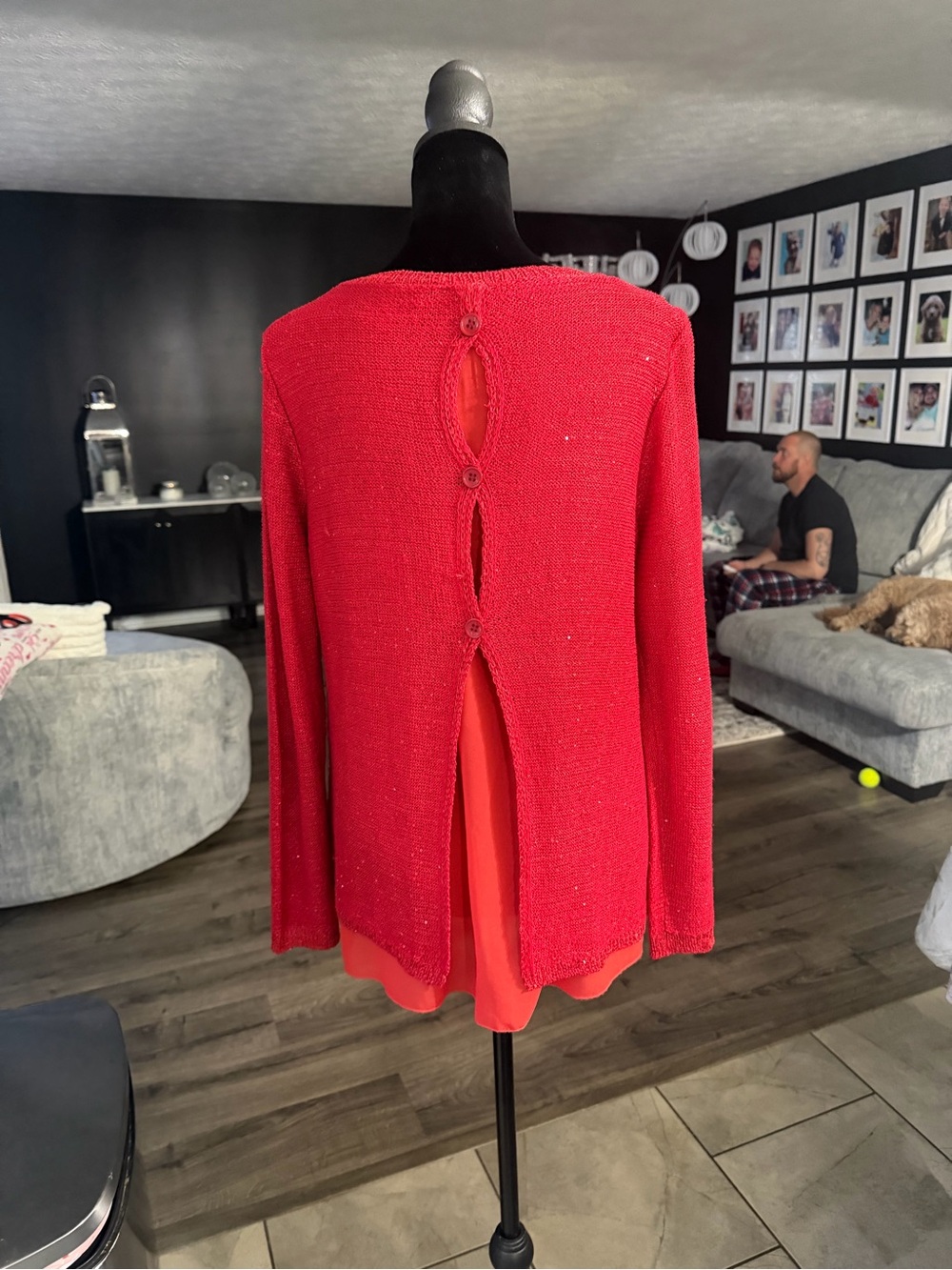 SiOni Red Open Back Button Detail Knit Sweater Women’s Small Top - Picture 4 of 5